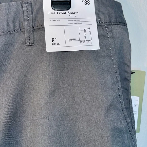 Goodfellow & Co Men's Charcoal Flat Front Shorts - Picture 3 of 4